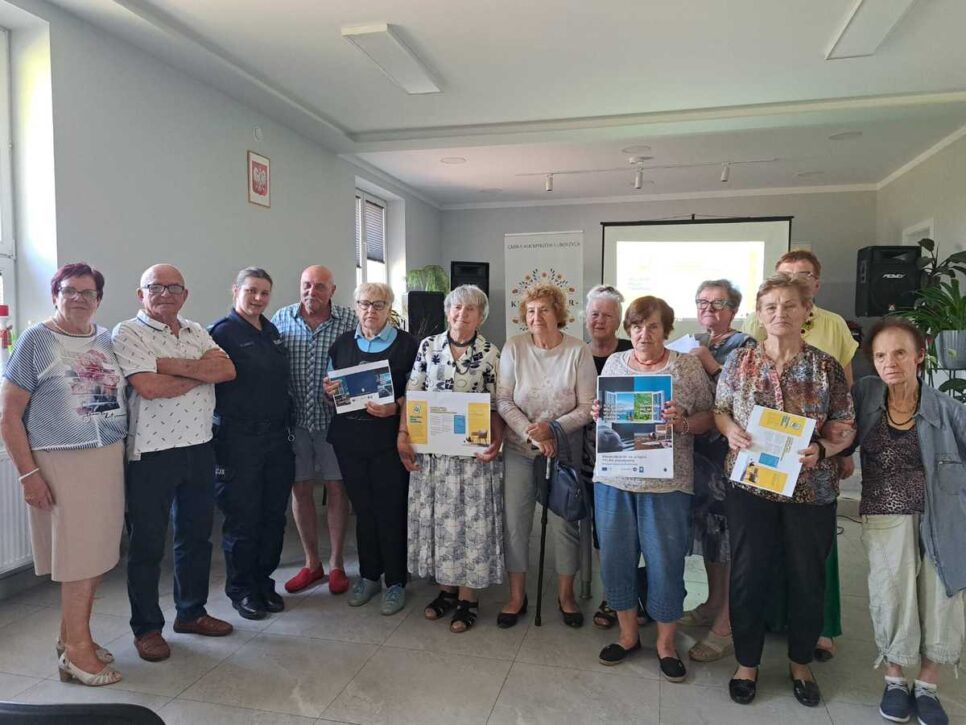 #Dzielnicowybliżejnas. „Europejski Dzień Zapobiegania Włamaniom do Domów 2025” w klubie Seniora + w Zastowie.. Kraków