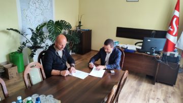 „Małopolskie świetlice wiejskie 2025” – gmina podpisała dwie umowy. Gmina Łapanów