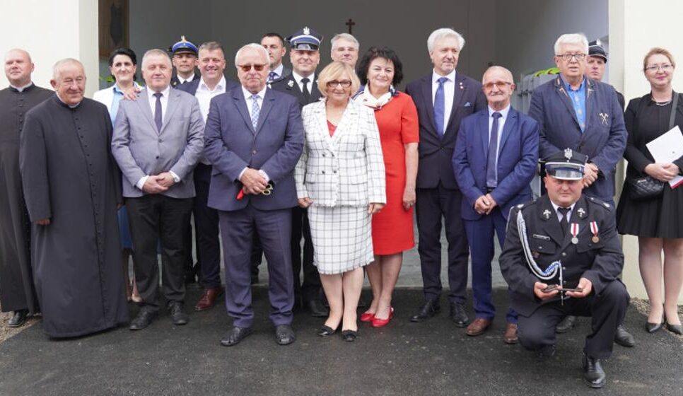 Strażacka rodzina świętuje w Banicy – nowa remiza już służy mieszkańcom. Gorlice