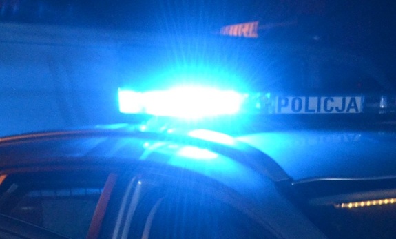 21-latek podczas interwencji zaatakował policjanta i ratownika medycznego. Bochnia