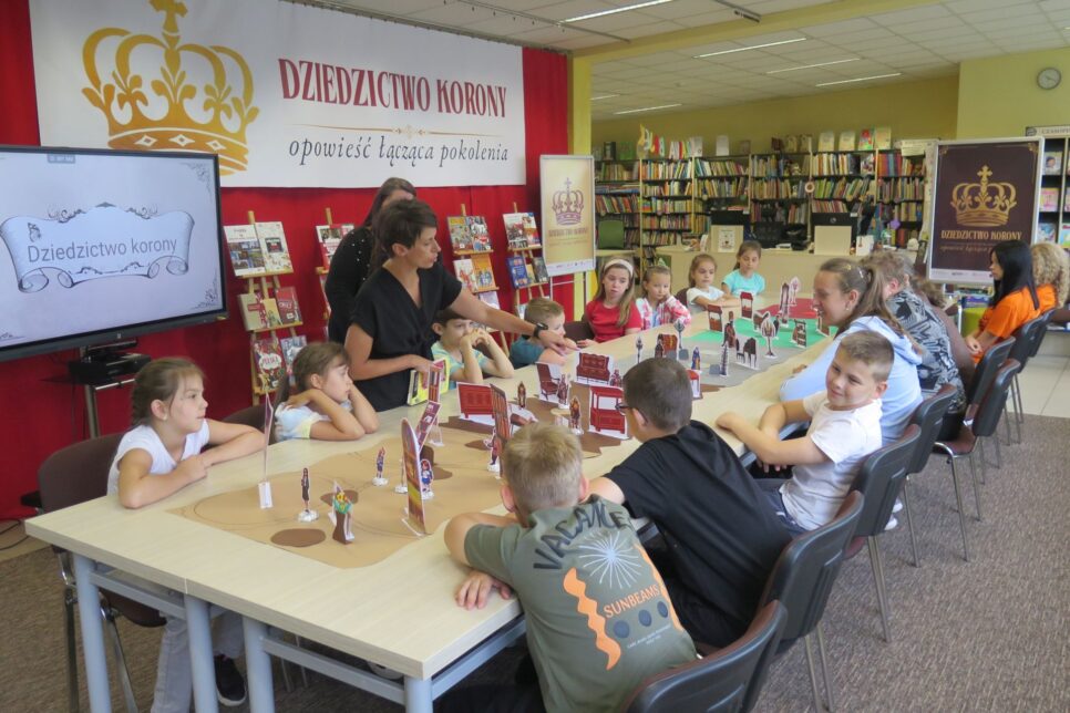 Warsztaty „Dziedzictwo artyzmu” w MBP. Gmina Dąbrowa Tarnowska