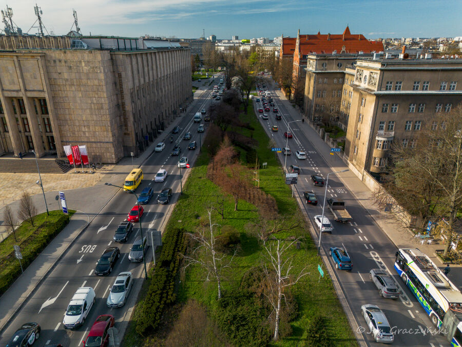 Decyzja wojewody: strefa czystego transportu wchodzi w życie 1 stycznia 2026 r.. Kraków