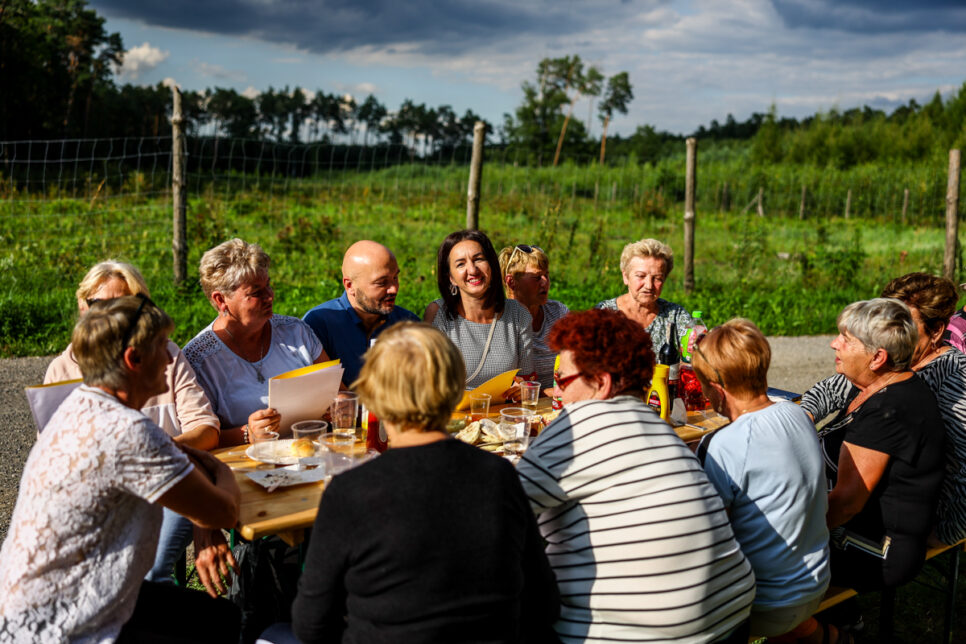 Integracyjne spotkanie seniorów z gmin Borzęcin i Wojnicz. Małopolska