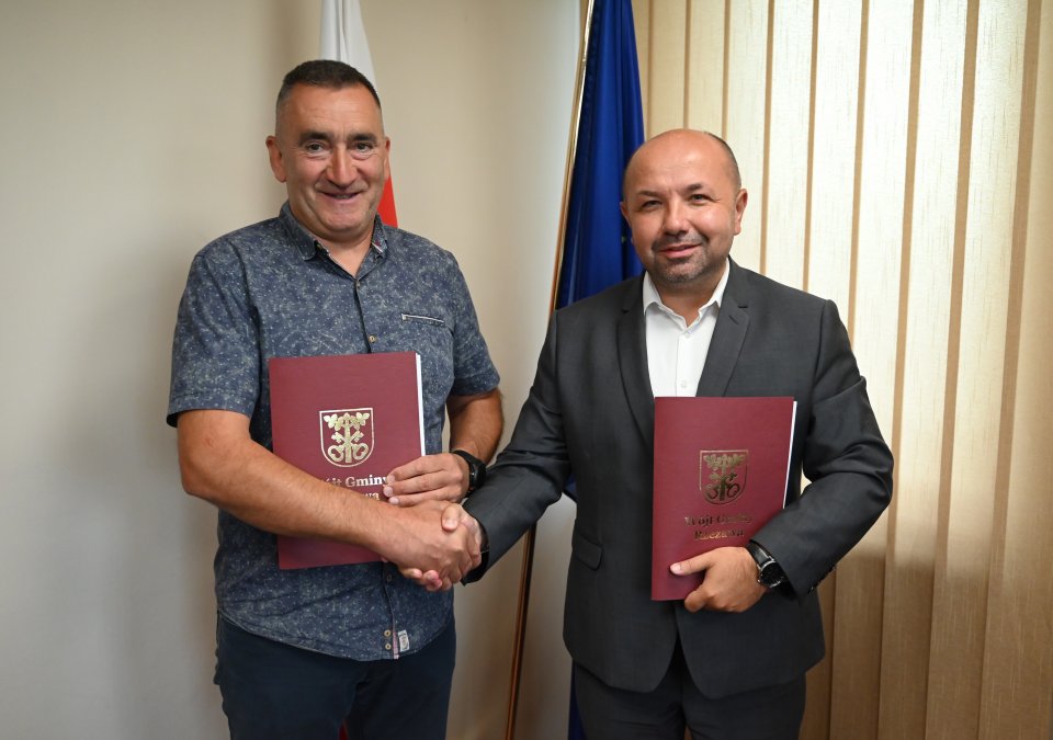 Modernizacja dróg w dwóch miejscowościach. Gmina Rzezawa