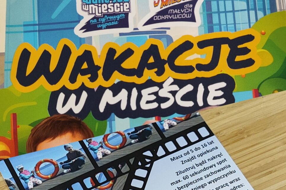 Ważne wakacyjne tematy poruszone podczas spotkania dzieci z policjantami. Wieliczka