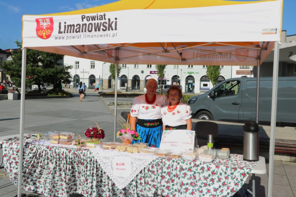 Kolejne wydarzenie z cyklu „Regionalne Smaki Powiatu Limanowskiego” odbyło się w Limanowej. Powiat limanowski