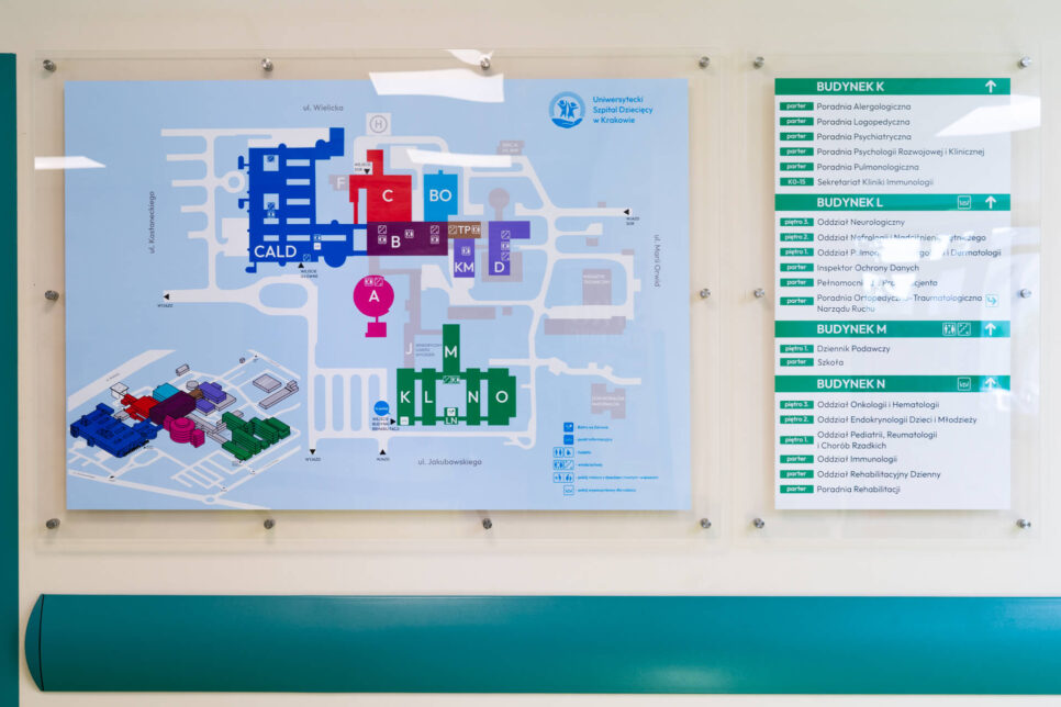 Nowy system oznakowania w Szpitalu – z myślą o Pacjentach i ich Rodzinach. USDK Kraków