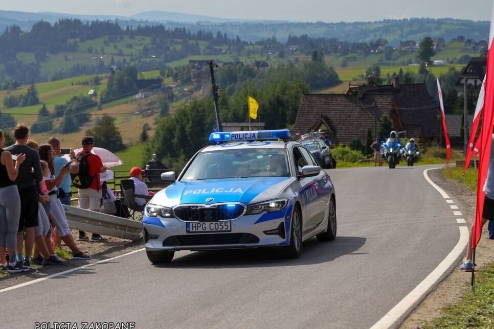 Drugi dzień wyścigu kolarskiego pod Tatrami. Ważne informacje dla kierowców!. Zakopane