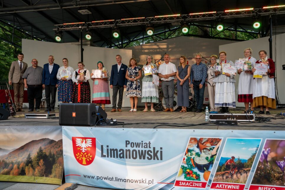 W czwartek na limanowskim rynku będą dostępne tradycyjne bukiety. Powiat limanowski