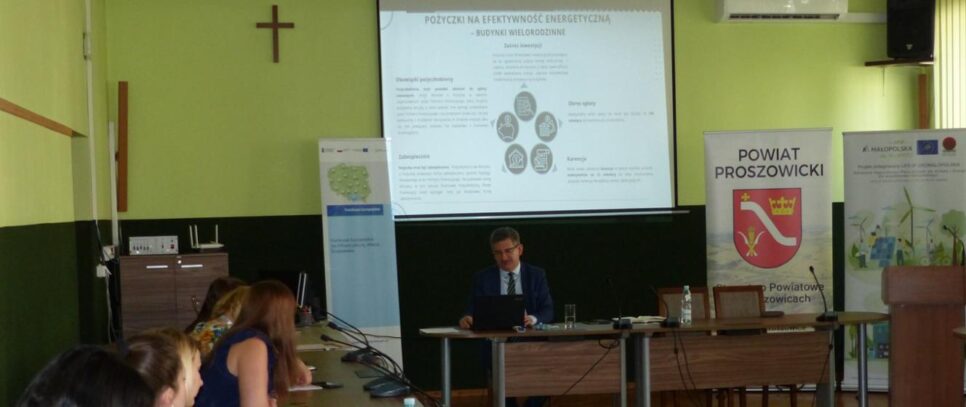 Spotkanie informacyjne z doradcą energetycznym Wojewódzkiego Funduszu Ochrony Środowiska i Gospodarki Wodnej w Krakowie. Proszowice