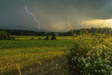 Silny deszcz z burzami!. Gorlice