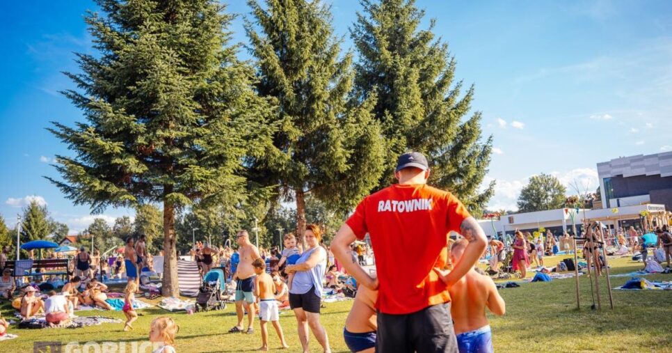 Woda, zabawa i nauka – tak minęło „Safe Splash” na basenie odkrytym. Gorlice