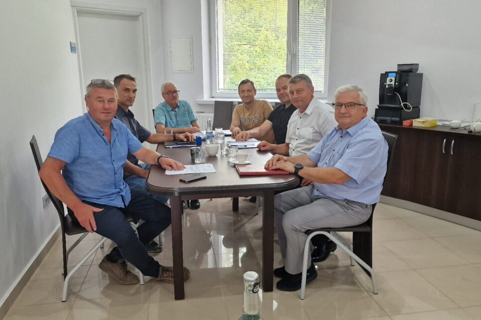 Kolejny odcinek magistrali wodociągowej Tarnów – Sieradza został wykonany i oddany do użytkowania. Gmina Dąbrowa Tarnowska