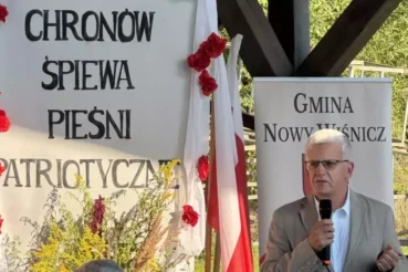 Chronów śpiewa pieśni patriotyczne po raz osiemnasty. Gmina Nowy Wiśnicz