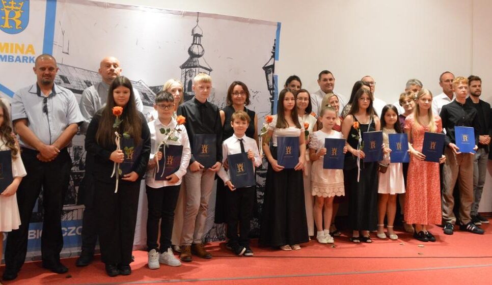 X GALA WRĘCZENIA STYPENDIÓW MOTYWACYJNYCH WÓJTA GMINY TYMBARK DLA NAJZDOLNIEJSZYCH UCZNIÓW. Gmina Tymbark