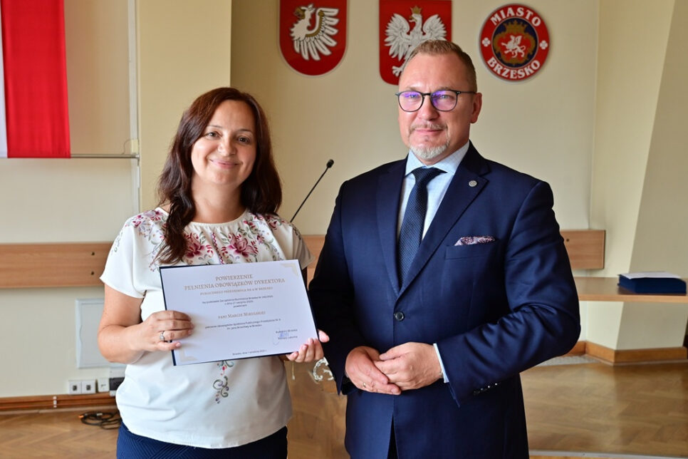 Nowi dyrektorzy, awanse oraz przekształcenia. Gmina Brzesko