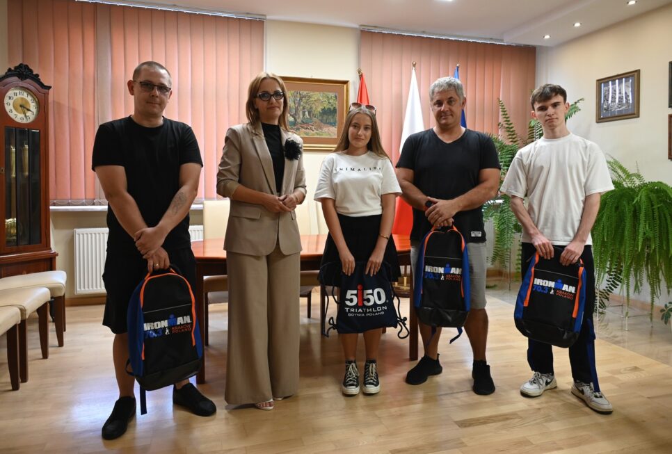 Burmistrz Miasta nagrodziła laureatów konkursu Bochnia. Emocje. IRONMAN 70.3 Kraków. Bochnia