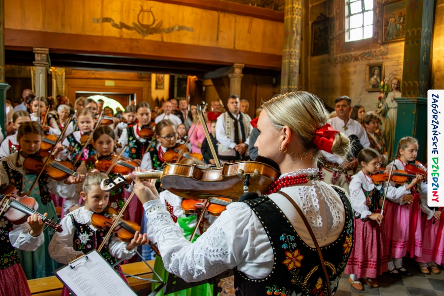 Smycki spod Kudłonia po raz pierwszy w Kasinie Wielkiej. Gmina Mszana Dolna