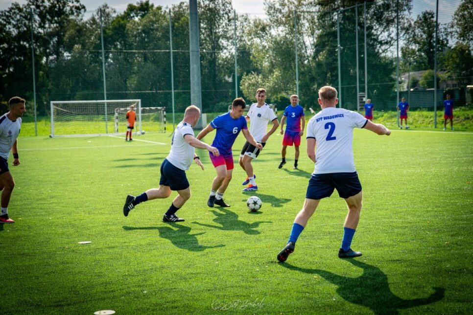 Turniej piłki nożnej o Puchar Komendanta Powiatowego Policji w Wadowicach . Wadowice