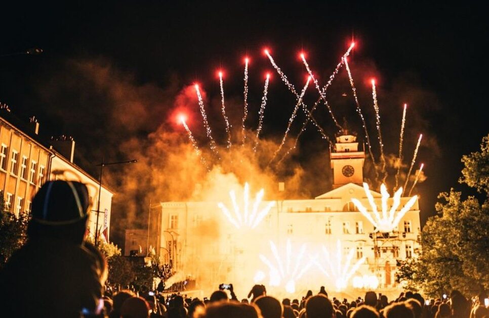 Festiwal Światła w Gorlicach „Najlepszym Produktem Turystycznym” 2025 roku?. Gorlice