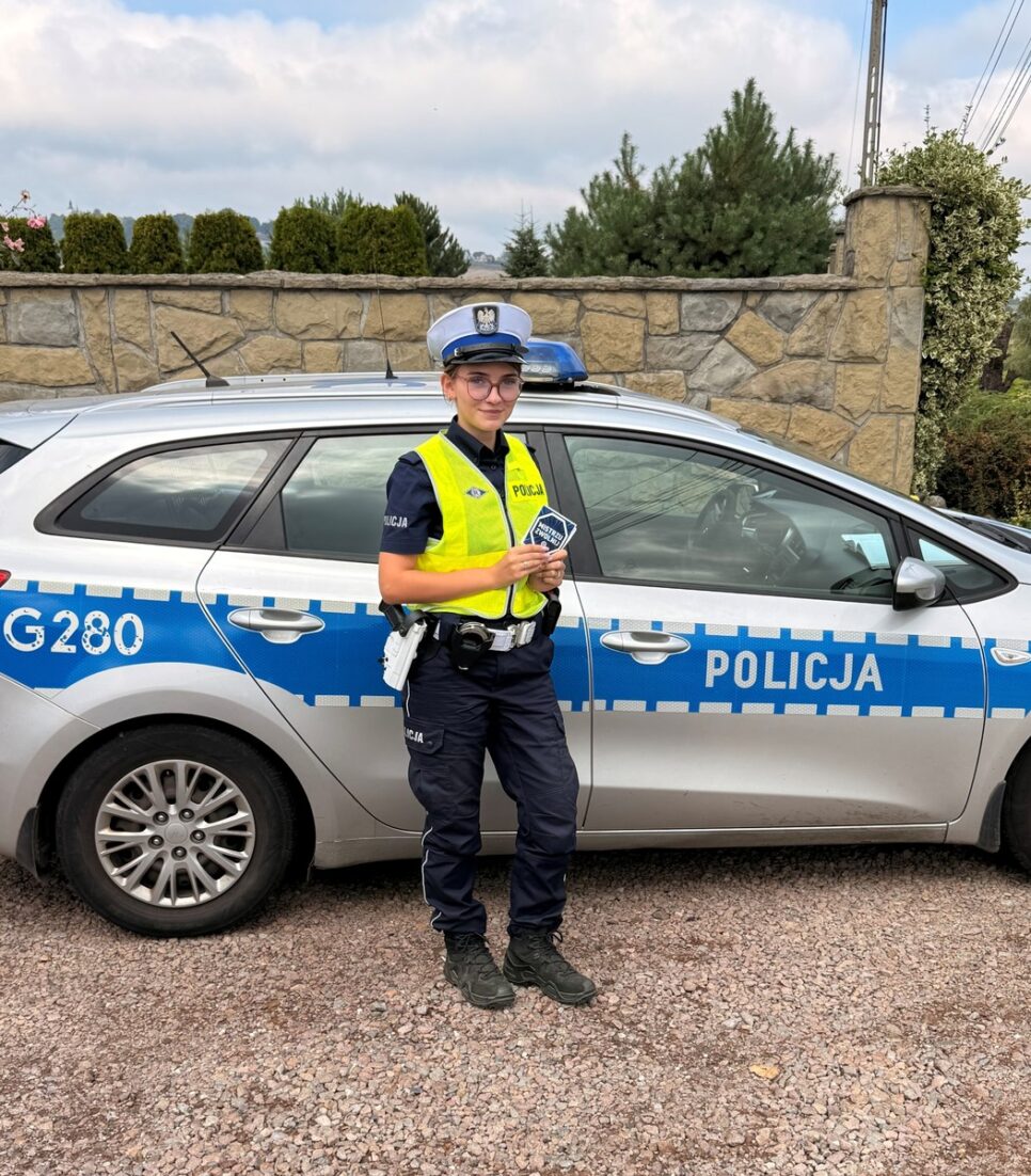 „Mistrzu, zwolnij” – policjanci wielickiej drogówki przypominają o bezpieczeństwie na drodze. Wieliczka
