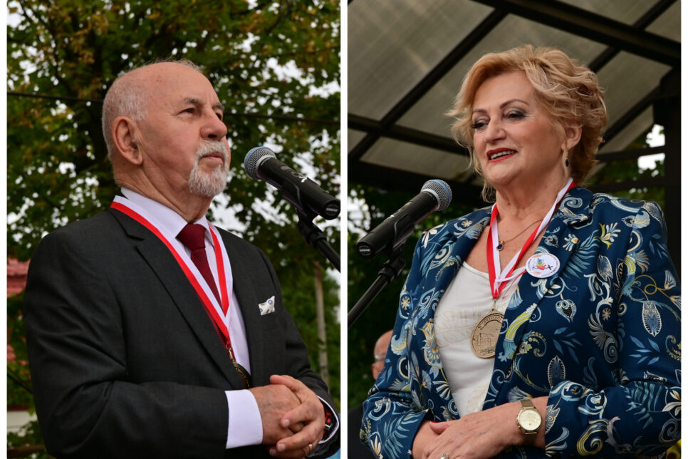 Halina Mrówka i Józef Pabian z Medalem na Wstędze. Gmina Brzesko