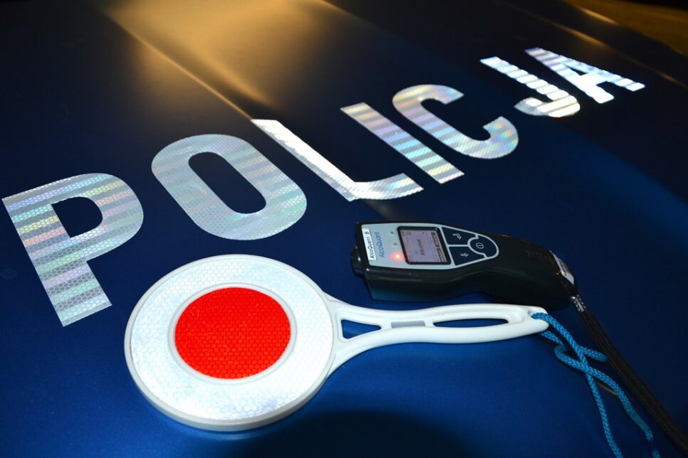 Policjanci sądeckiej drogówki skontrolowali ponad 3 tysiące kierowców. Nowy Sącz