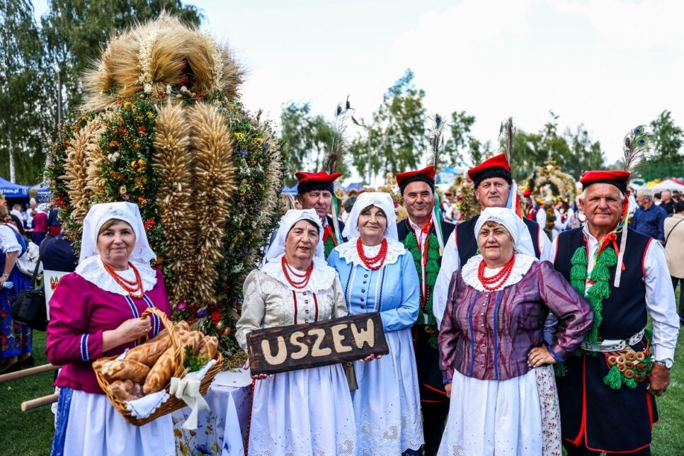 Uszew jedzie do Warszawy na Dożynki Prezydenckie. Gmina Gnojnik