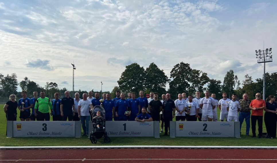 I miejsce dla drużyny Komendy Powiatowej Policji w Krakowie w Turnieju Piłki Nożnej służb mundurowych o Puchar Komendanta Powiatowego Policji w Olkuszu.. Kraków