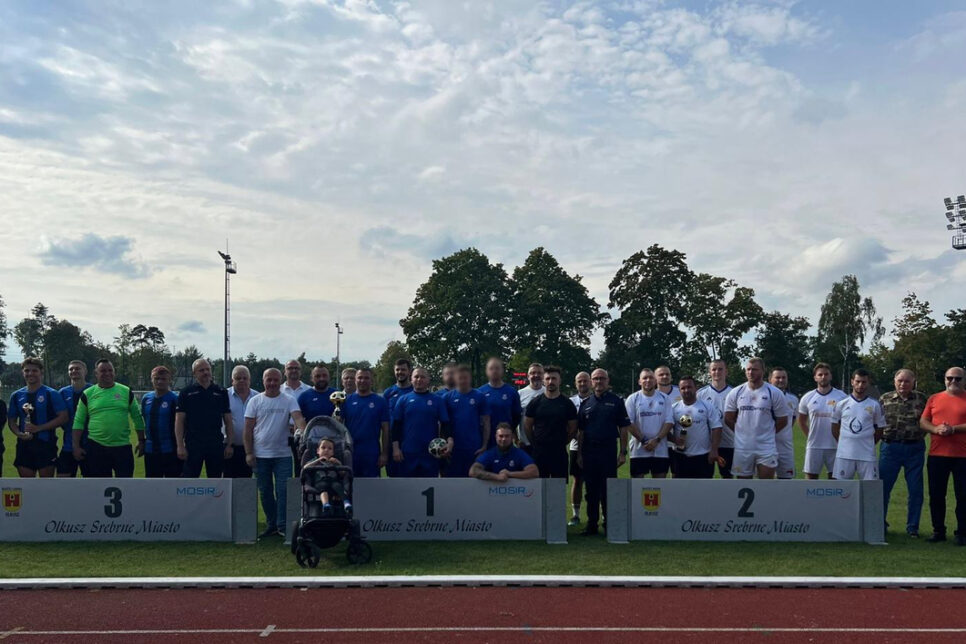 I miejsce dla drużyny Komendy Powiatowej Policji w Krakowie w Turnieju Piłki Nożnej służb mundurowych o Puchar Komendanta Powiatowego Policji w Olkuszu.. Kraków