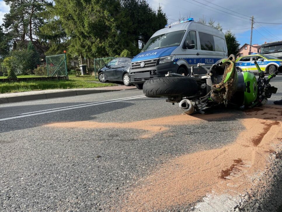 Śmiertelny wypadek motocyklisty w Faściszowej – droga zablokowana. Tarnów
