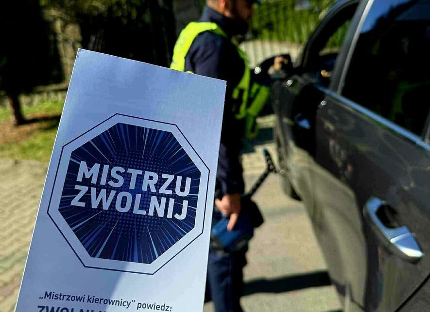 Limanowscy policjanci w kampanii „Mistrzu, zwolnij!” oraz ROADPOLL SAFETY DAYS. Limanowa