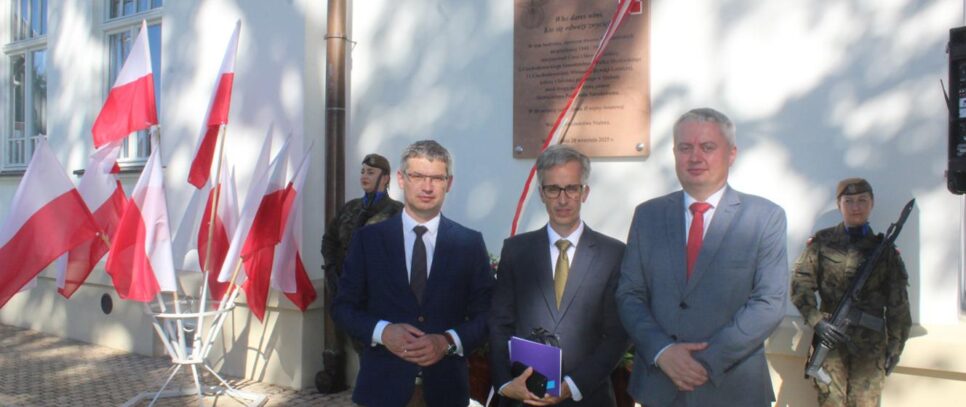 Pierwsze w Polsce upamiętnienie czechosłowackich lotników – uroczystość w Stubnie z udziałem Wójta Gminy Tymbark. Gmina Tymbark