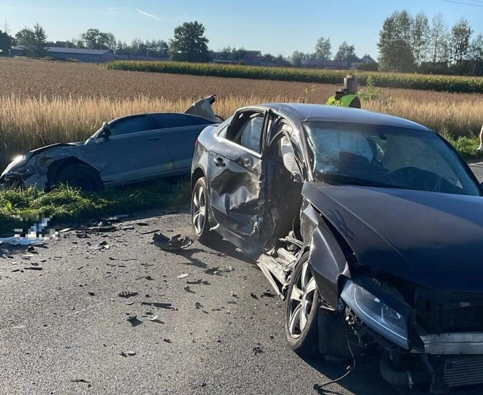 Podolsze gm. Zator. Zderzenie trzech samochodów osobowych. Oświęcim