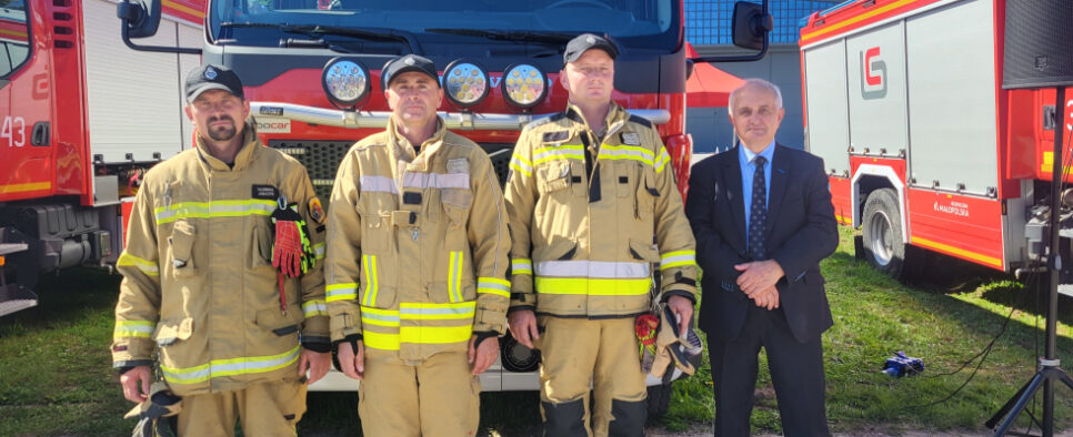 Nowy wóz strażacki dla OSP KSRG Ropa. Gmina Ropa