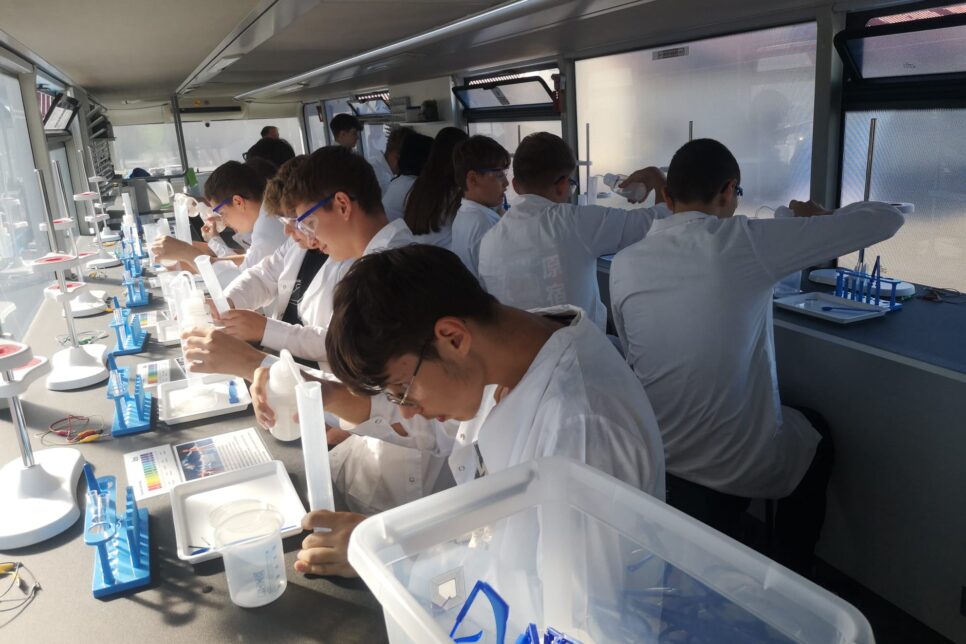 Fascynująca przygoda z nauką – „Nauka w Drodze” w Smęgorzowie. Gmina Dąbrowa Tarnowska