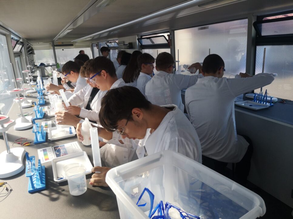 Fascynująca przygoda z nauką – „Nauka w Drodze” w Smęgorzowie. Gmina Dąbrowa Tarnowska