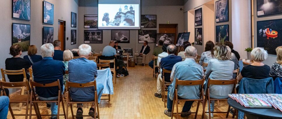 Spotkanie autorskie z Eweliną Prus-Bizoń – podróż przez sekrety regionu. Kalwaria Zebrzydowska