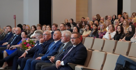 Sześć dekad troski o młodych – diamentowy jubileusz Poradni Psychologiczno-Pedagogicznej w Brzesku. Powiat Brzeski