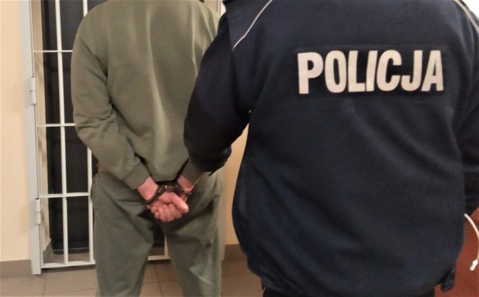 Powiat oświęcimski. W ciągu czterech dni policjanci zatrzymali siedmiu poszukiwanych przestępców. Oświęcim