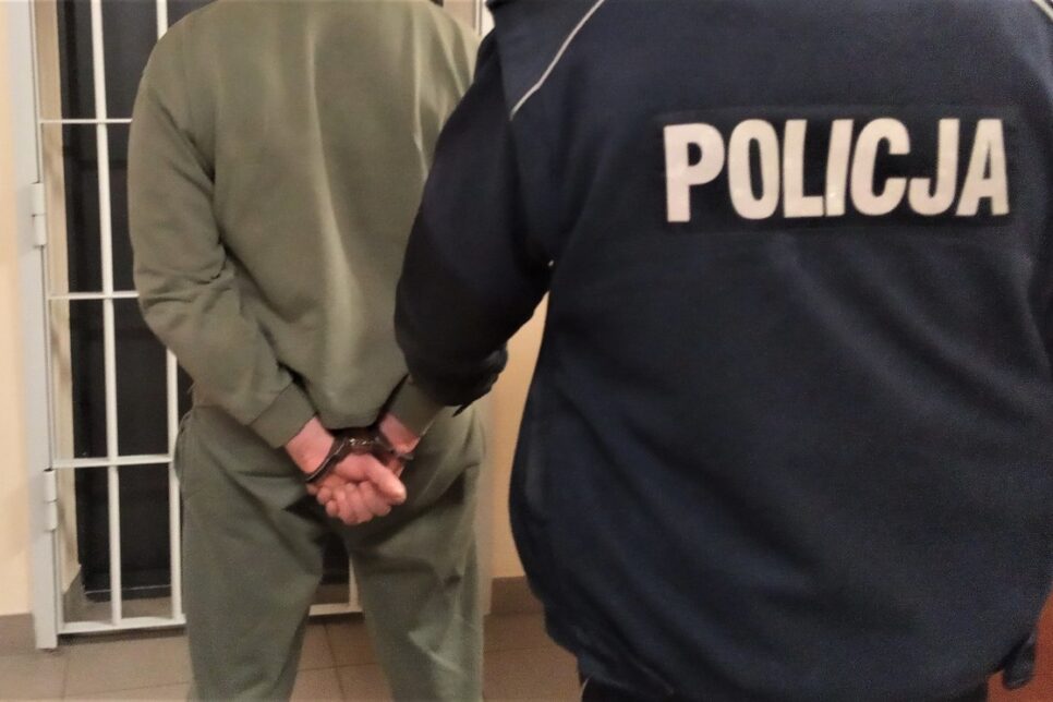 Powiat oświęcimski. W ciągu czterech dni policjanci zatrzymali siedmiu poszukiwanych przestępców. Oświęcim