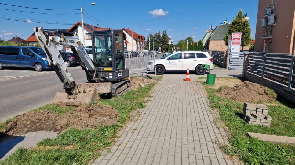 Wymiana sieci wodociągowej przy Szpitalu Powiatowym w Dąbrowie Tarnowskiej. Gmina Dąbrowa Tarnowska