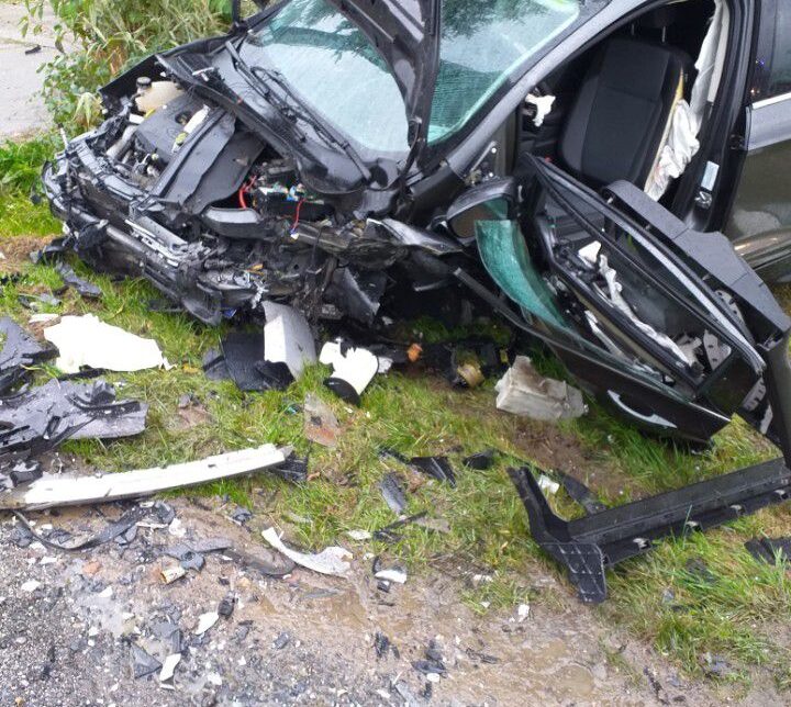 Wypadek drogowy w Kasinie Wielkiej – apelujemy o ostrożność. Limanowa