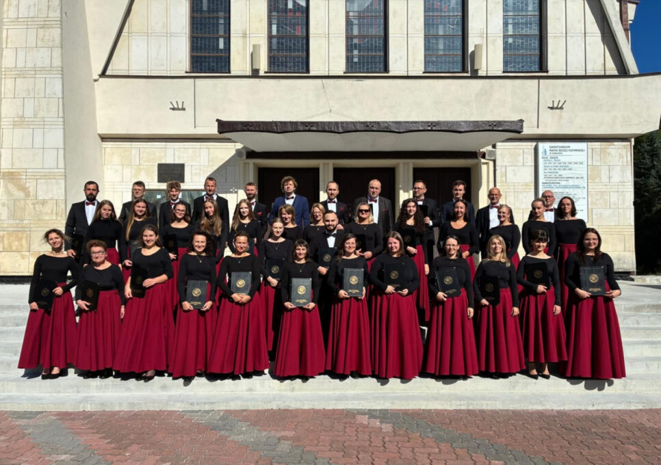 Chór Sancti Jacobi – debiut na szczycie podium. Gmina Brzesko