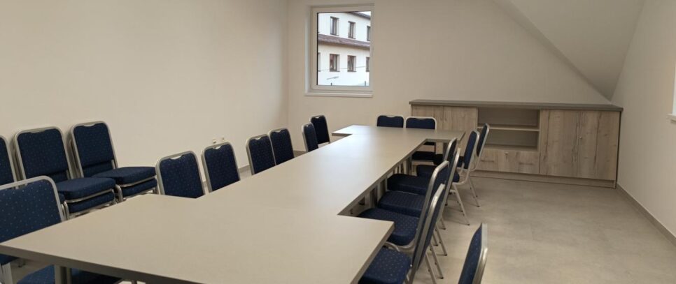 Zakup wyposażenia dla świetlicy wiejskiej w miejscowości Podsarnie – „Małopolskie świetlice wiejskie 2025”. Raba Wyżna