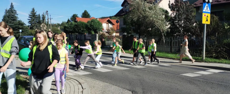 ODBLASKOWA SZKOŁA PODSTAWOWA NR 2 W ROPIE,Światowy Dzień Bez Samochodu. Gmina Ropa