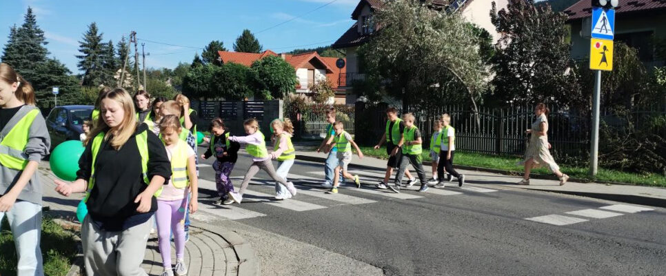 ODBLASKOWA SZKOŁA PODSTAWOWA NR 2 W ROPIE,Światowy Dzień Bez Samochodu. Gmina Ropa