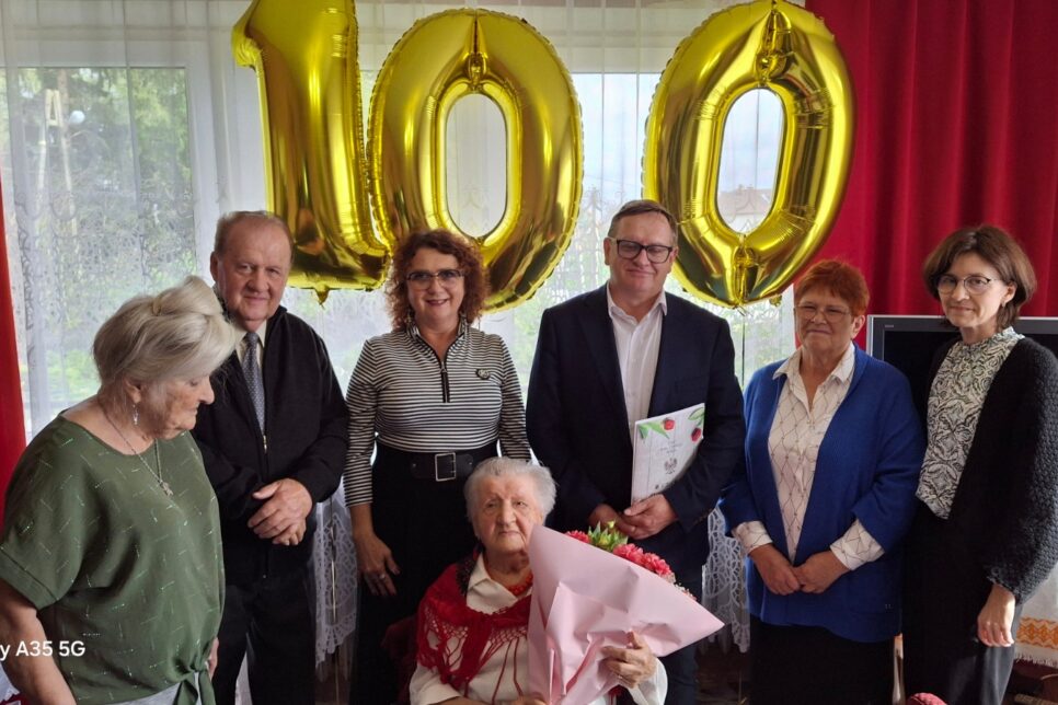 Jubileusz stulecia urodzin mieszkanki Smrokowa. Gmina Słomniki