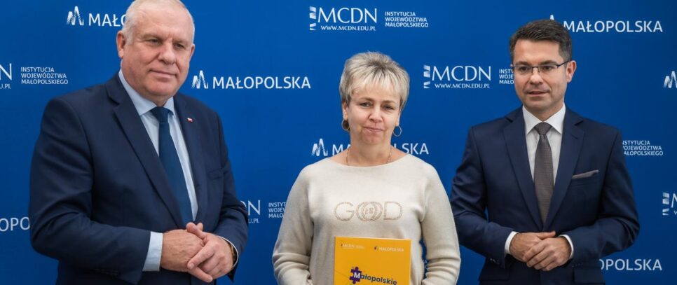 Kalwaria Zebrzydowska wśród partnerów Małopolskiego Systemu Wspierania Transformacji Cyfrowej Szkół.. Kalwaria Zebrzydowska