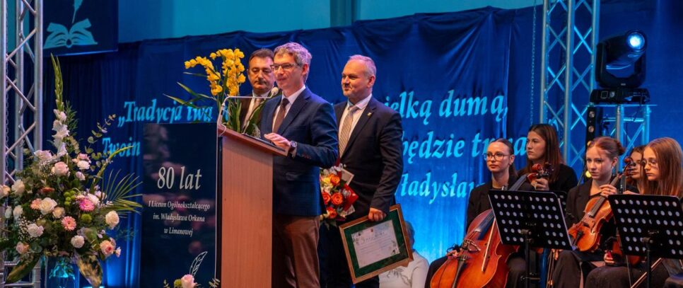 Jubileusz 80-lecia I Liceum Ogólnokształcącego im. Władysława Orkana w Limanowej. Gmina Tymbark